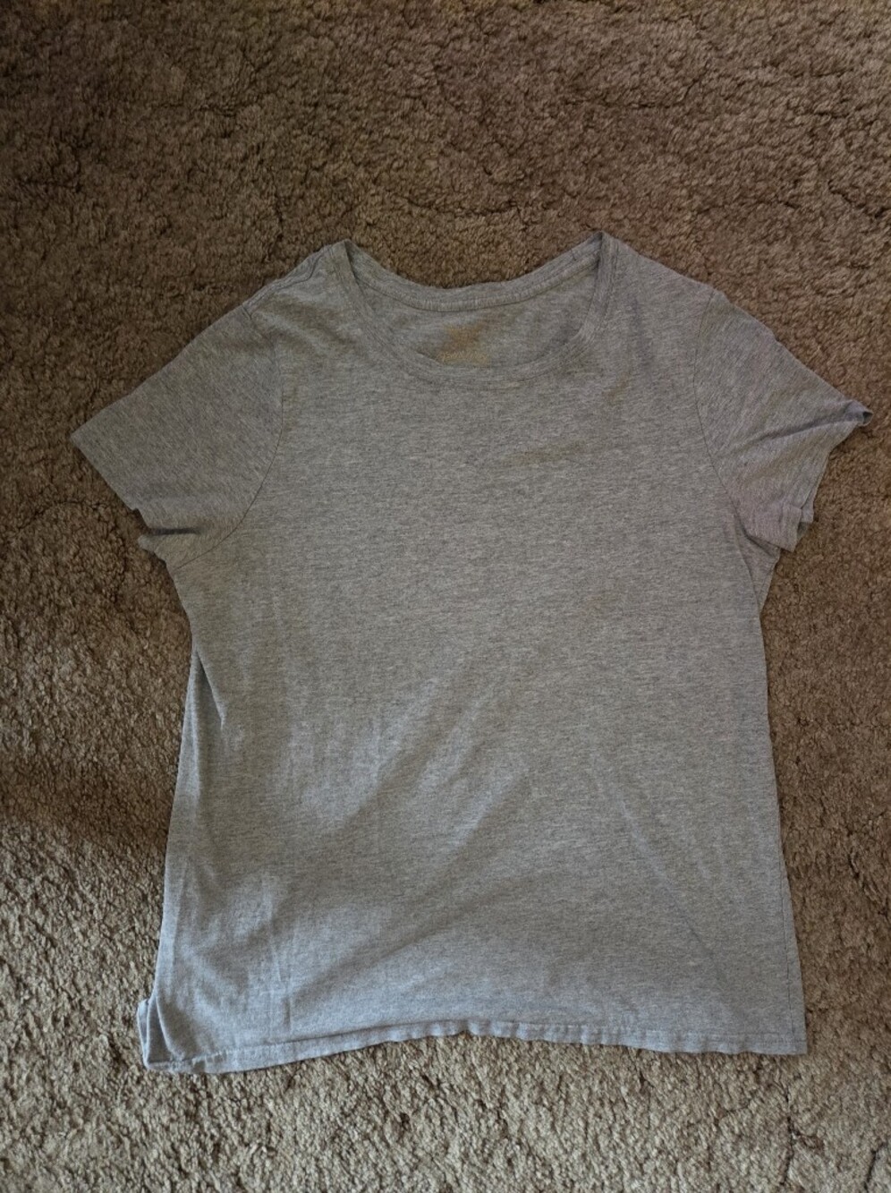 Basic Tee Bundle - L/XL - Picture 4 of 8